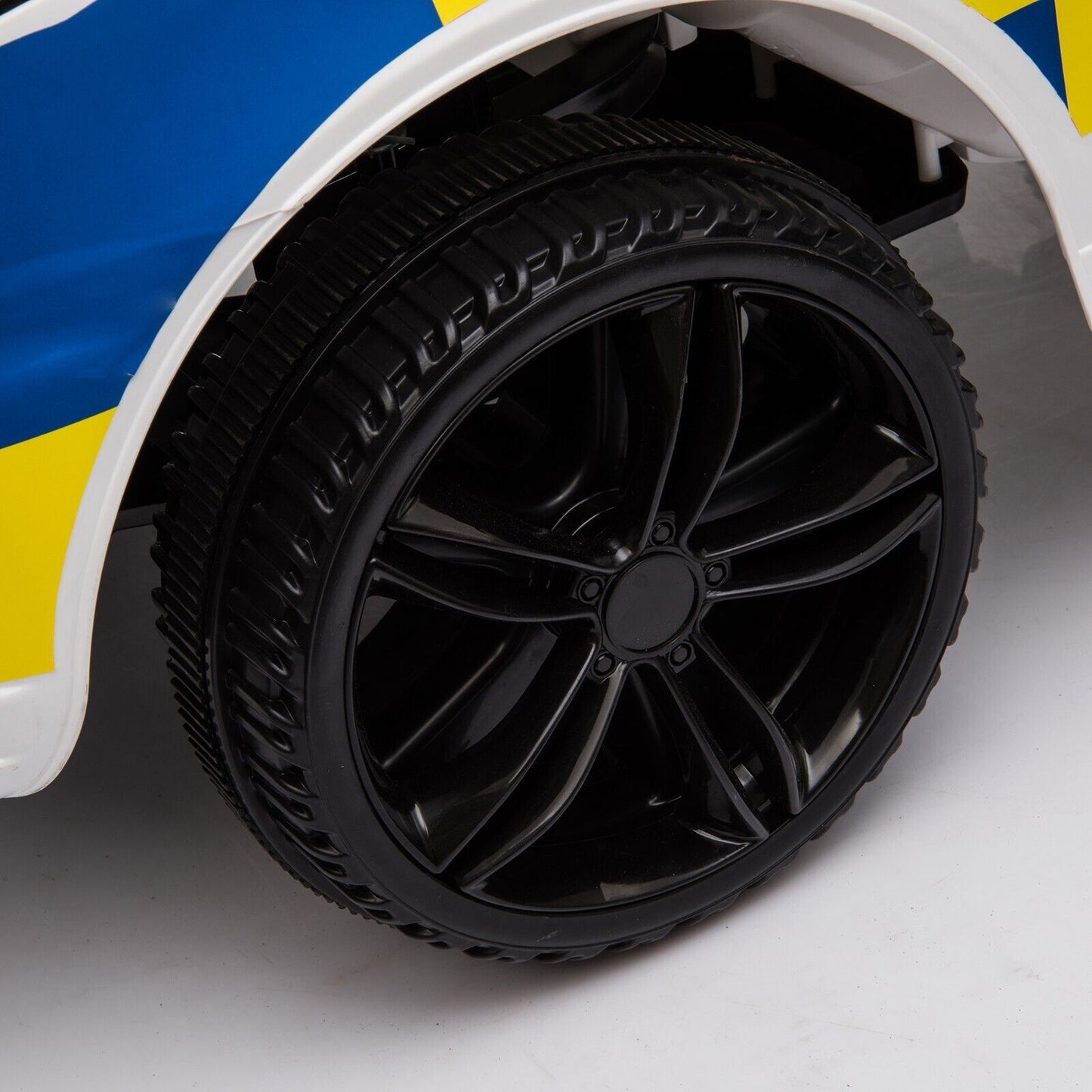 Electric 12V Car for 3-8 Year Kids Police Ride On SUV Car w/Remote/Music/Lights