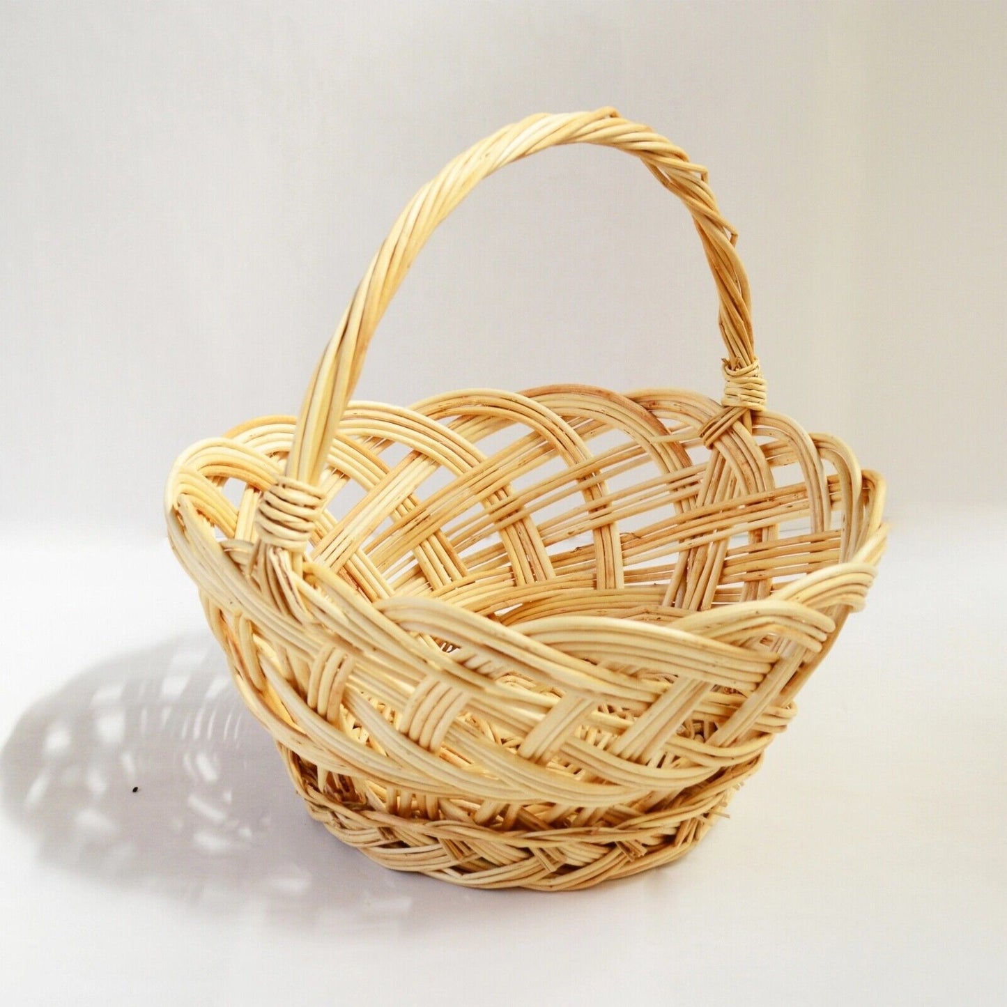 Handmade Large woven bread basket Wicker Fruit Storage hamper with handle